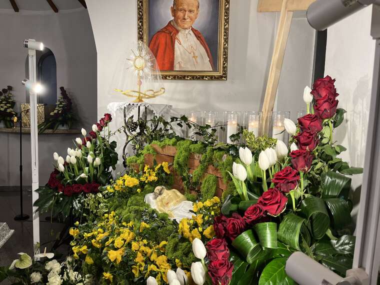 ŻYCZENIA NA WIELKANOC